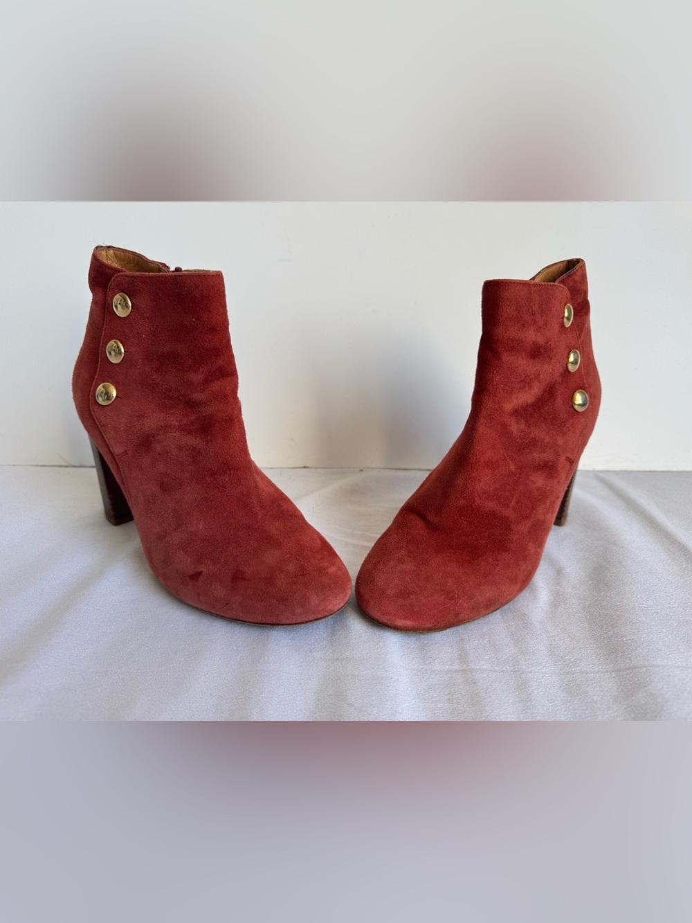 Sezane High Camille Ankle Boots Size 37 Red Suede Heel Gold Button‎ luxury chic